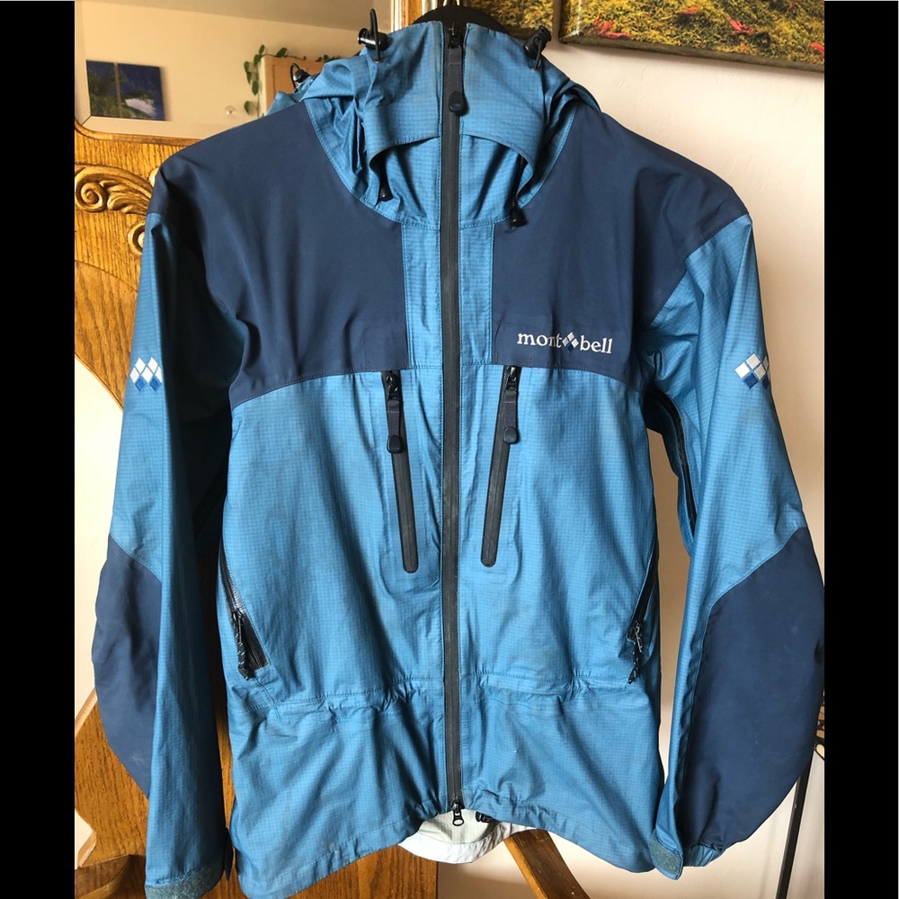 Women’s Mont Bell Gore Tex Raincoat